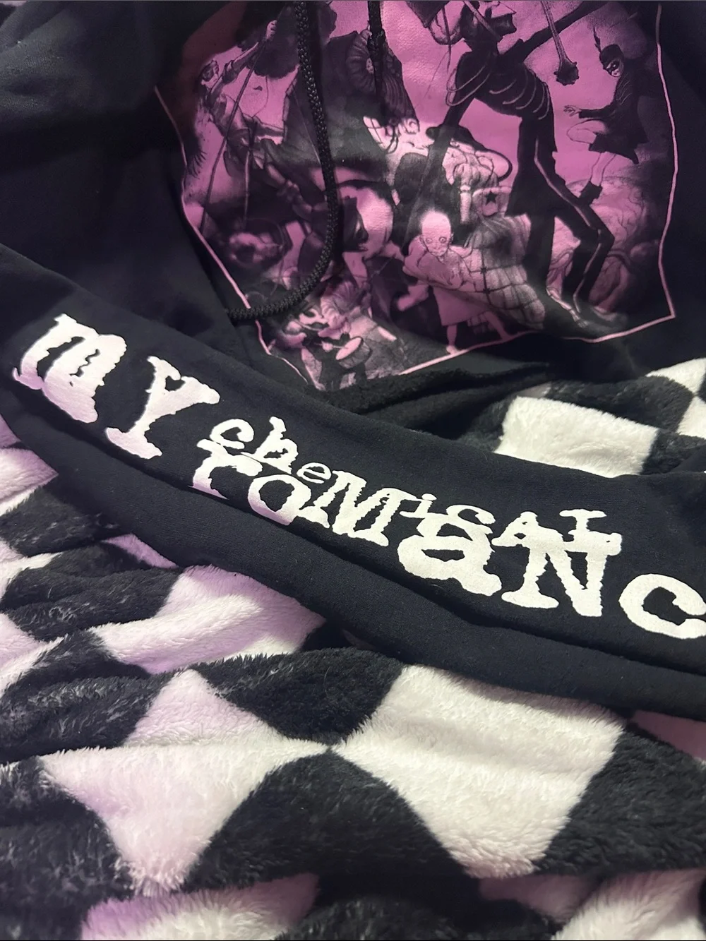 My Chemical Romance Black Cropped Hoodie with Pink Graphic - Picture 2 of 6